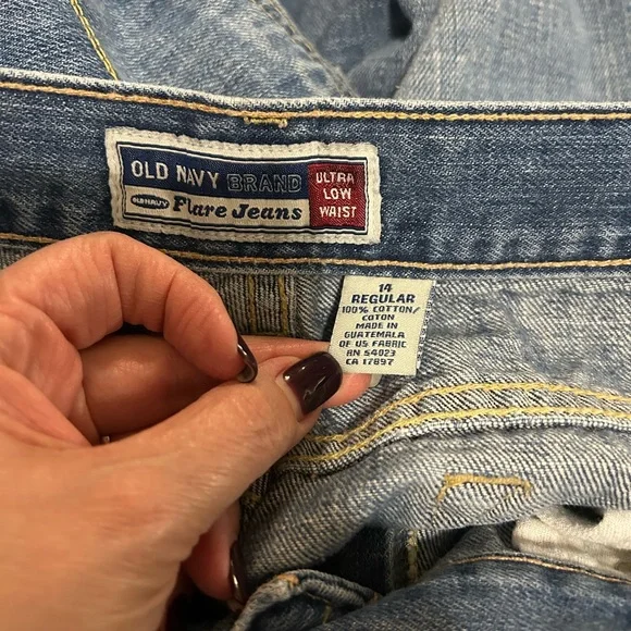 Old Navy Flare Women's Jeans in Blue - Picture 3 of 3